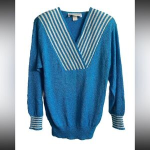 Vintage Brenda French Women's Size 2 Hand-Loomed Turquoise Pullover  Sweater
